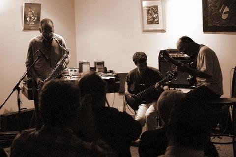 RVM Larry Schneider, Alain Soler, Lionel d'Hauenens